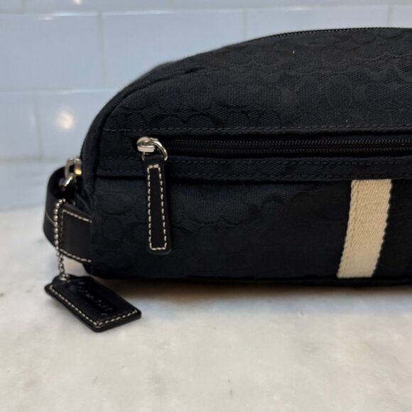 Coach Vintage Signature Logo Toiletry Travel Bag HTF - Picture 2 of 16